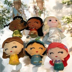 Disney 100 Mini Princess EUC (Moana, Pocahontas, Elsa, Belle, Jasmine, Ariel)